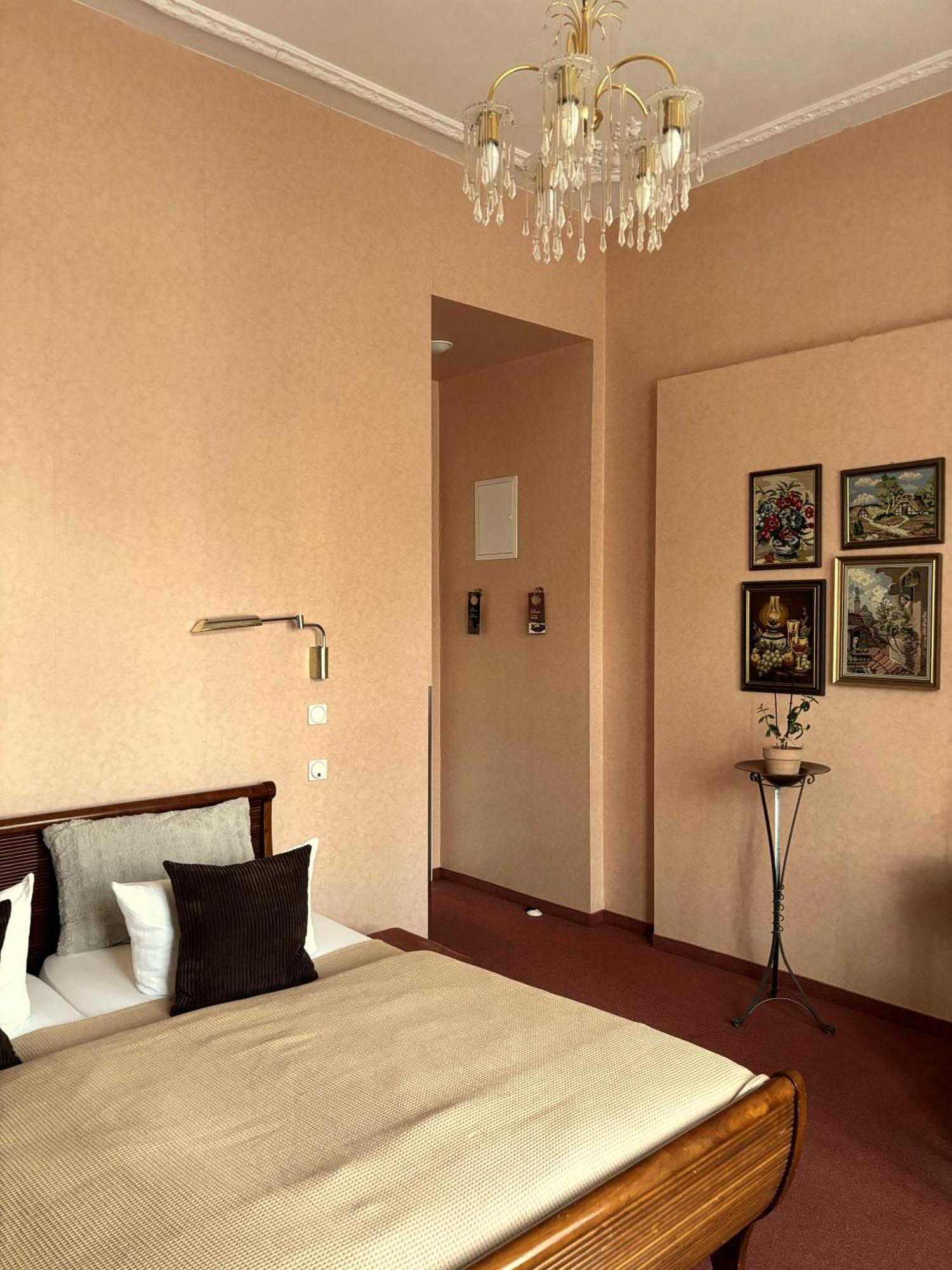 Hotel Villa Hentzel Weimar  Ngoại thất bức ảnh