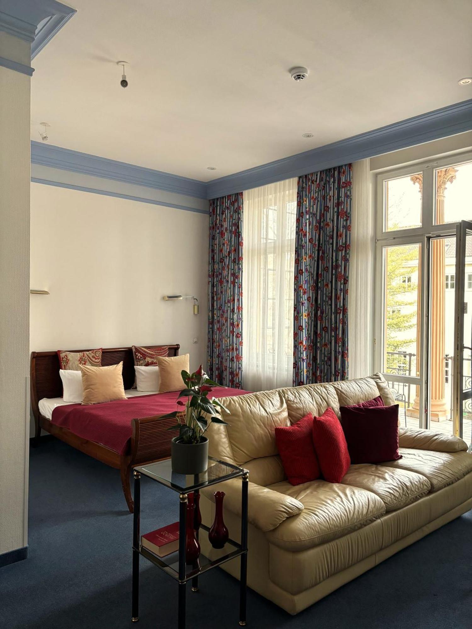 Hotel Villa Hentzel Weimar  Ngoại thất bức ảnh