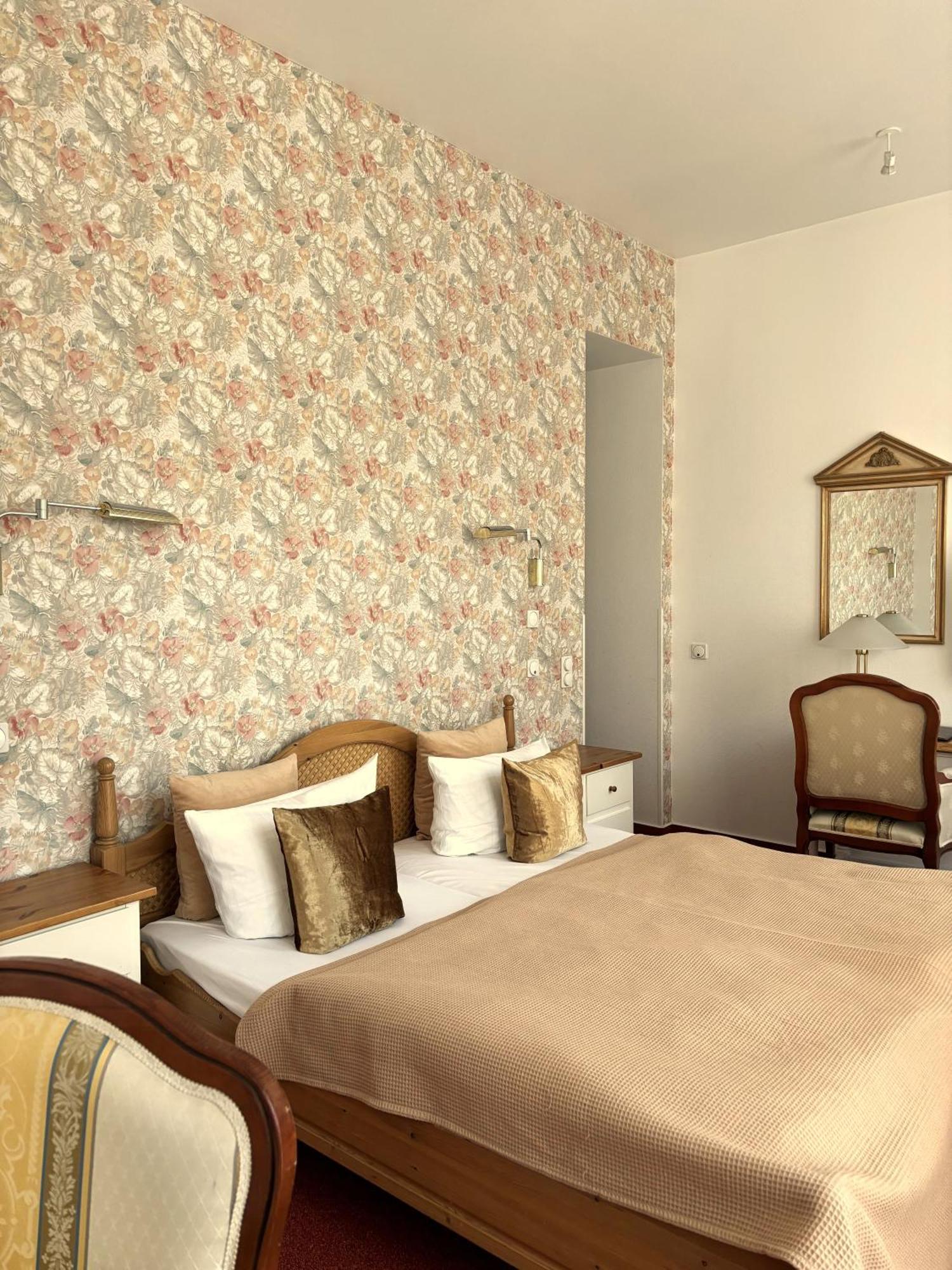 Hotel Villa Hentzel Weimar  Ngoại thất bức ảnh
