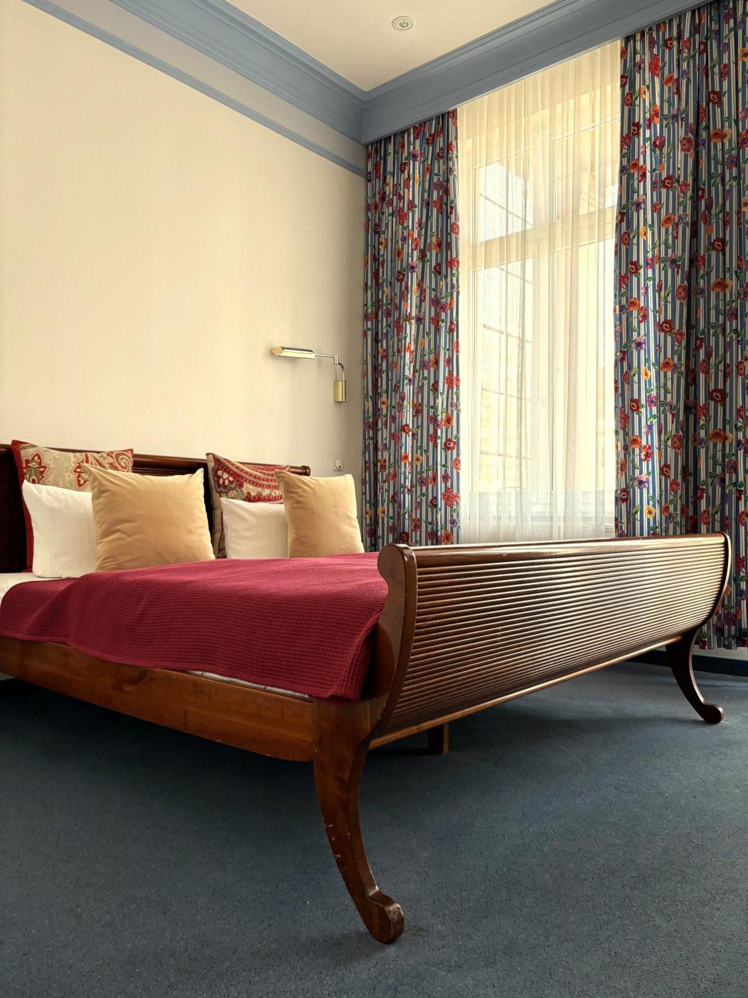 Hotel Villa Hentzel Weimar  Ngoại thất bức ảnh