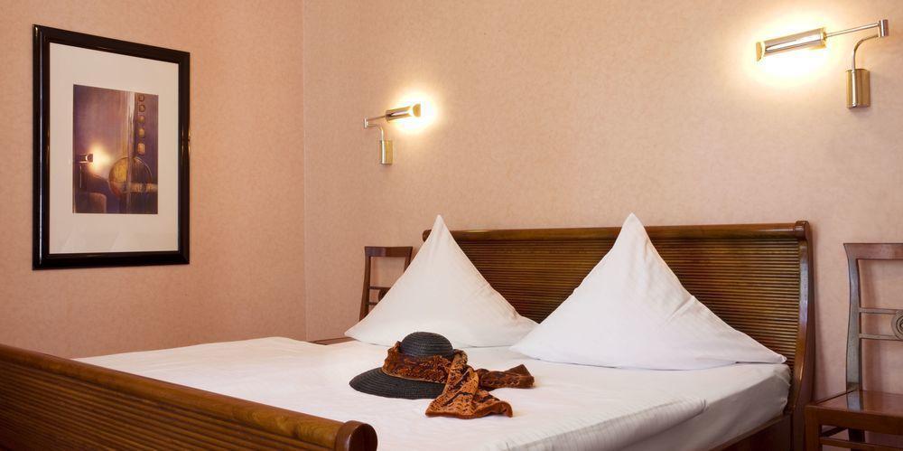 Hotel Villa Hentzel Weimar  Ngoại thất bức ảnh