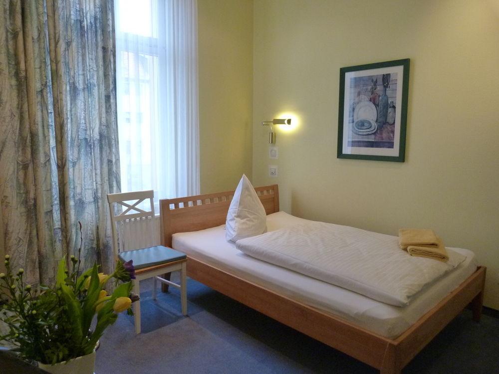 Hotel Villa Hentzel Weimar  Ngoại thất bức ảnh